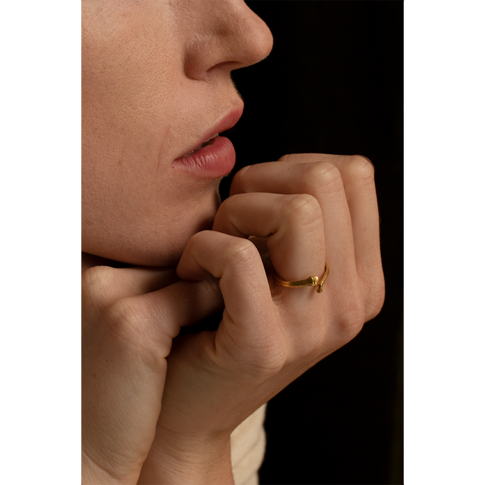 Gold Iguana Rib Ring